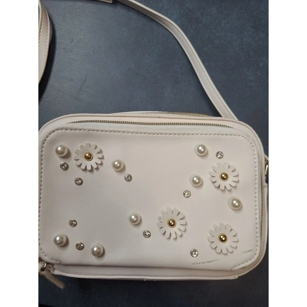 Studio 33 Crossbody Camera Bag with Floral Embellishment WHITE RTL$50